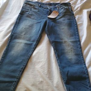 Skinny Ankle Lucky Jeans - NWT